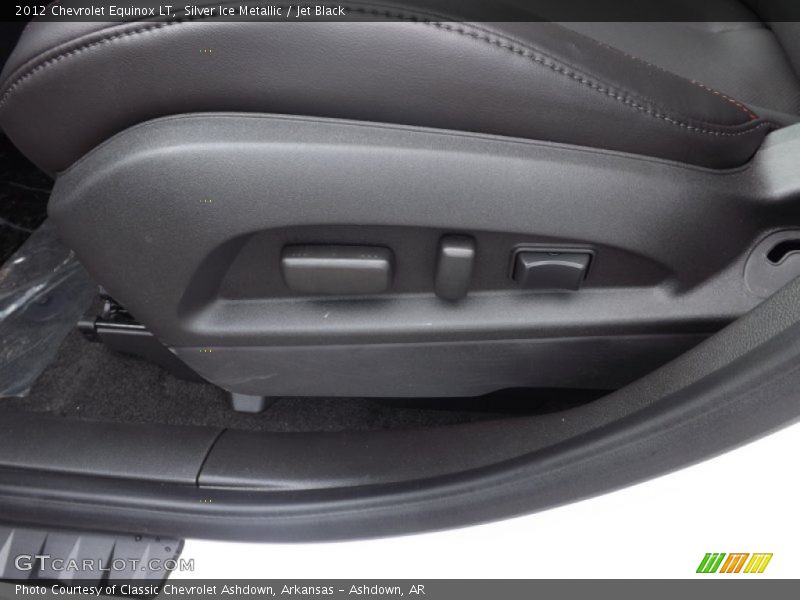 Silver Ice Metallic / Jet Black 2012 Chevrolet Equinox LT