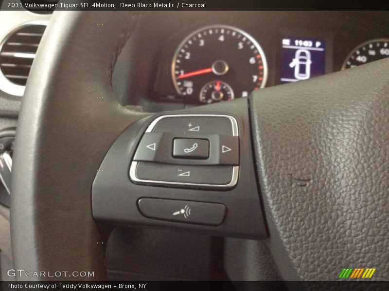 Deep Black Metallic / Charcoal 2011 Volkswagen Tiguan SEL 4Motion