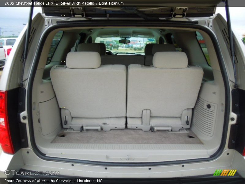 Silver Birch Metallic / Light Titanium 2009 Chevrolet Tahoe LT XFE