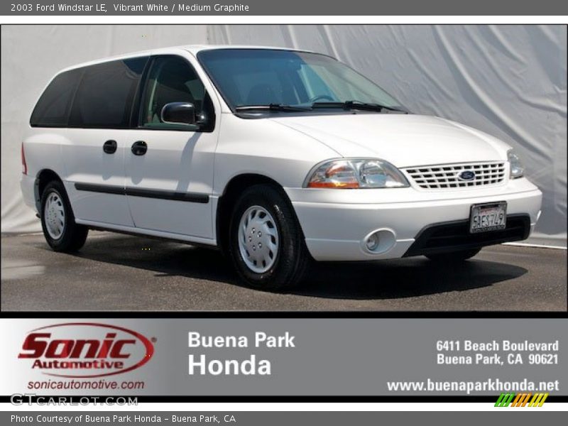 Vibrant White / Medium Graphite 2003 Ford Windstar LE