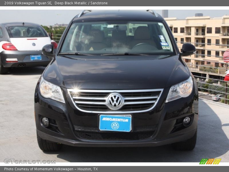 Deep Black Metallic / Sandstone 2009 Volkswagen Tiguan SE