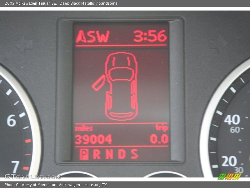 Deep Black Metallic / Sandstone 2009 Volkswagen Tiguan SE