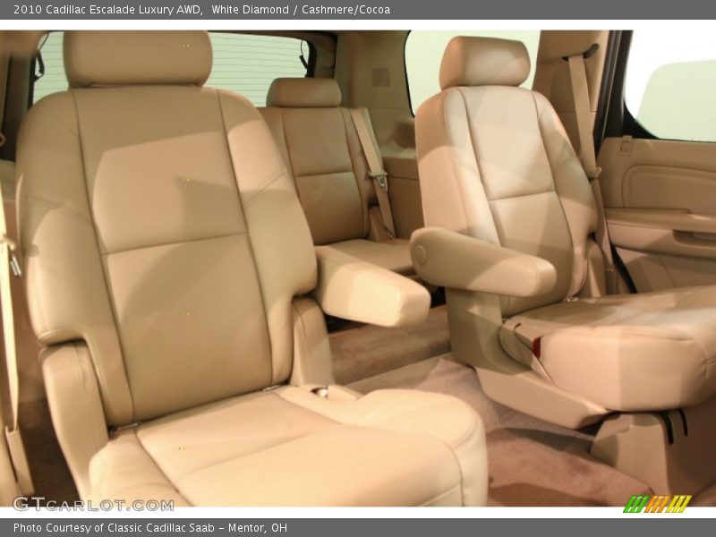 White Diamond / Cashmere/Cocoa 2010 Cadillac Escalade Luxury AWD