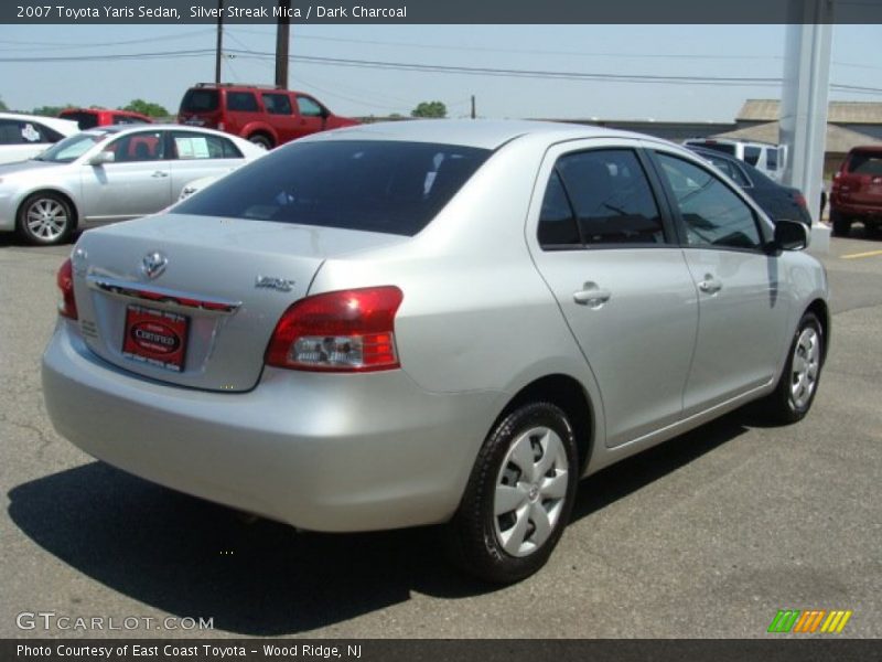 Silver Streak Mica / Dark Charcoal 2007 Toyota Yaris Sedan