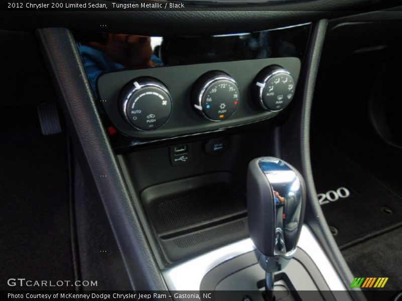 Tungsten Metallic / Black 2012 Chrysler 200 Limited Sedan