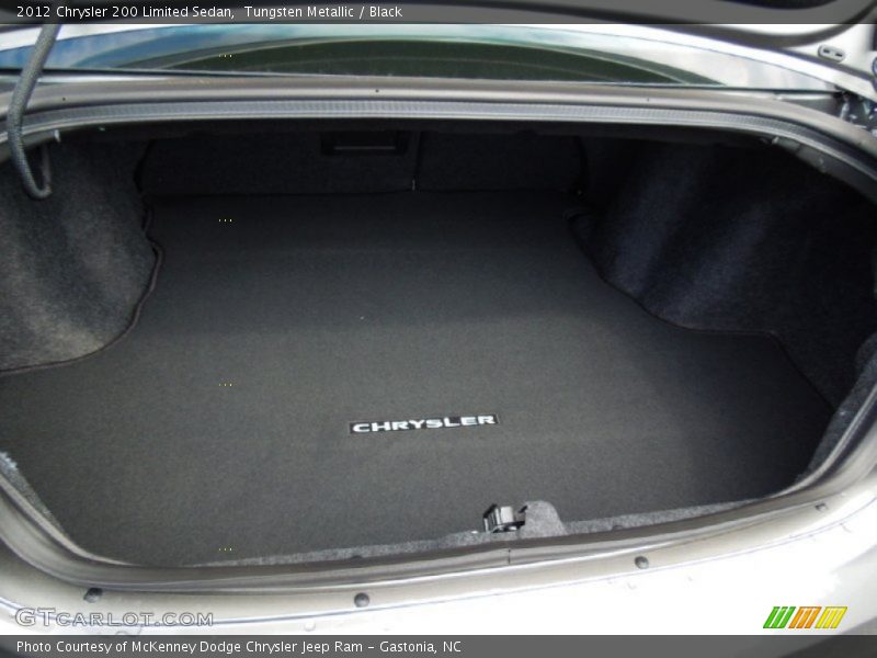  2012 200 Limited Sedan Trunk