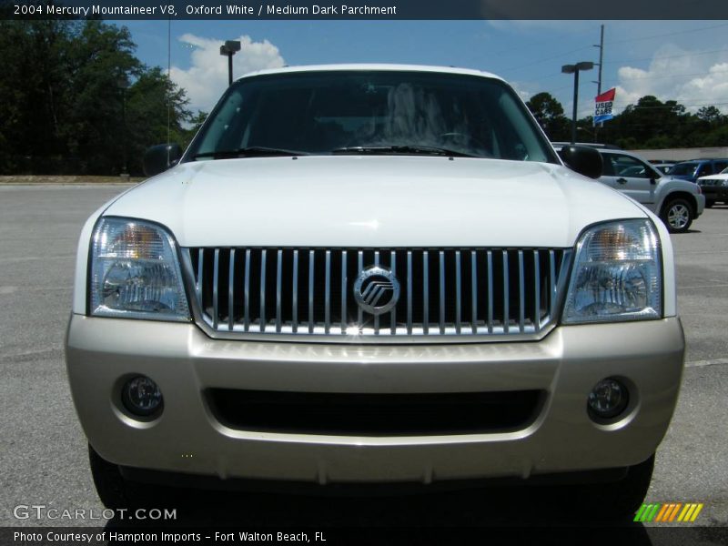 Oxford White / Medium Dark Parchment 2004 Mercury Mountaineer V8