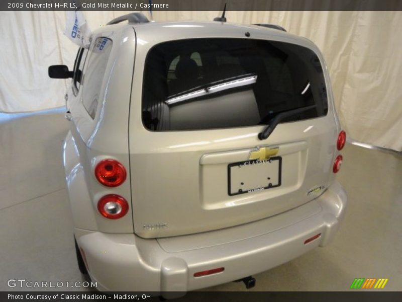 Gold Mist Metallic / Cashmere 2009 Chevrolet HHR LS