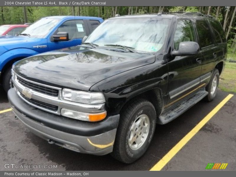 Black / Gray/Dark Charcoal 2004 Chevrolet Tahoe LS 4x4