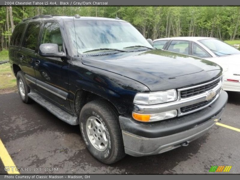 Black / Gray/Dark Charcoal 2004 Chevrolet Tahoe LS 4x4