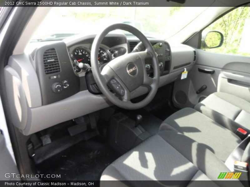 Summit White / Dark Titanium 2012 GMC Sierra 2500HD Regular Cab Chassis