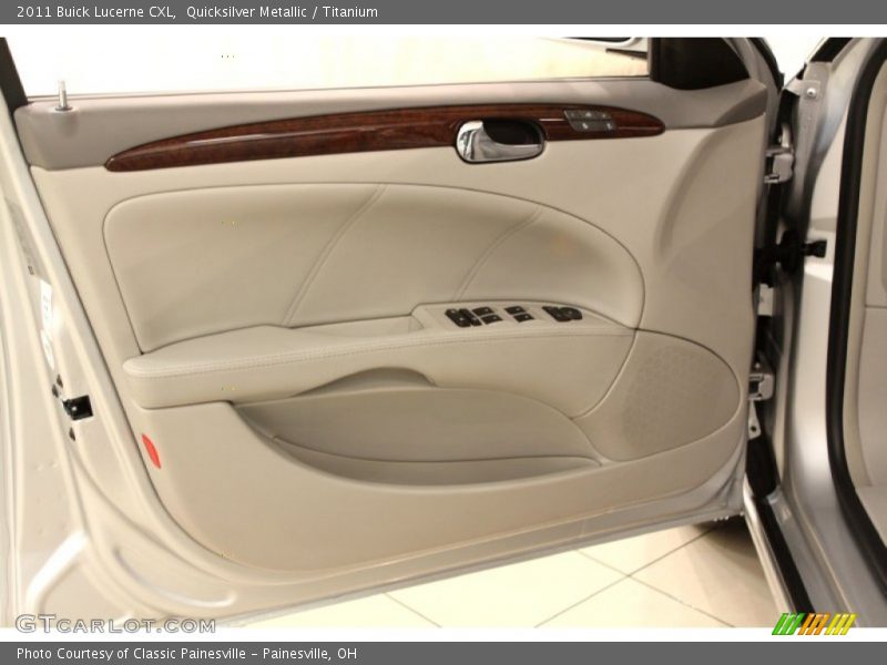 Quicksilver Metallic / Titanium 2011 Buick Lucerne CXL