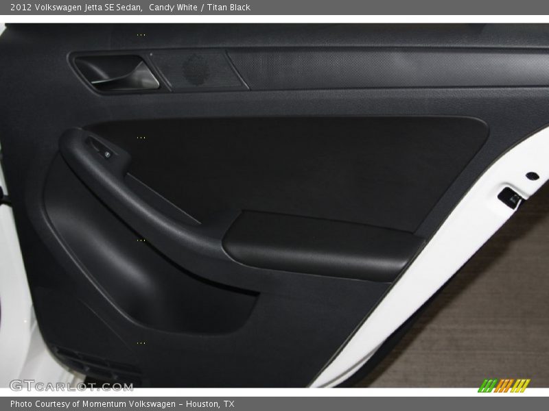 Candy White / Titan Black 2012 Volkswagen Jetta SE Sedan