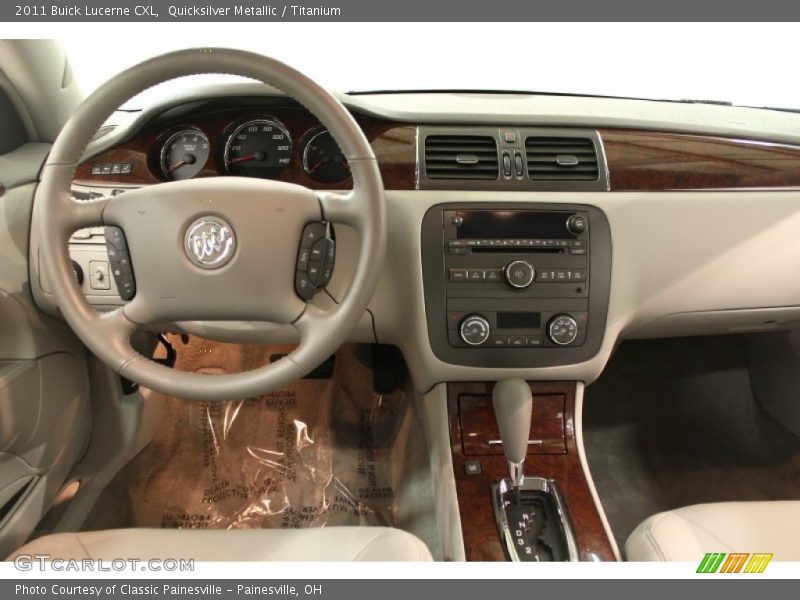 Quicksilver Metallic / Titanium 2011 Buick Lucerne CXL