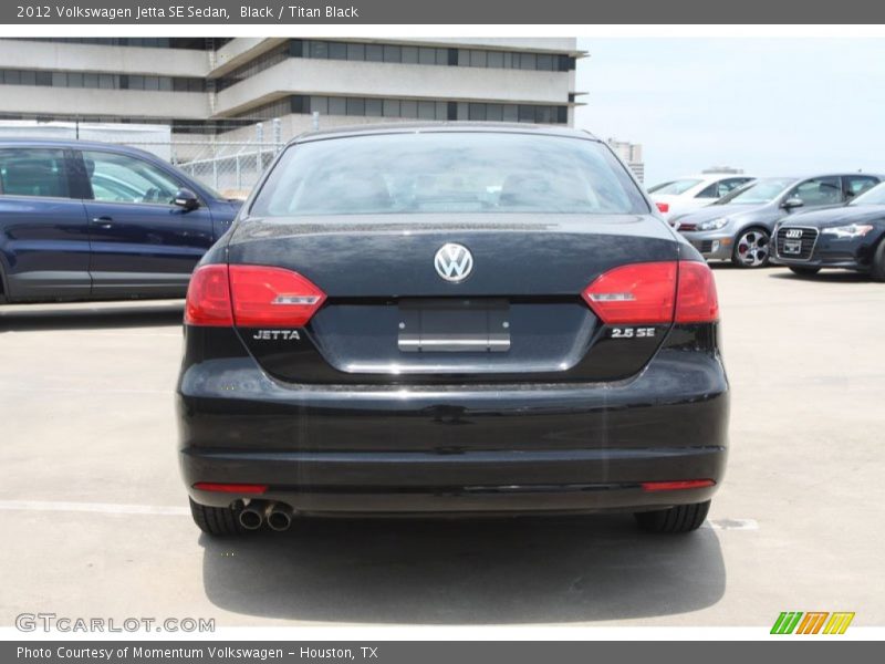 Black / Titan Black 2012 Volkswagen Jetta SE Sedan
