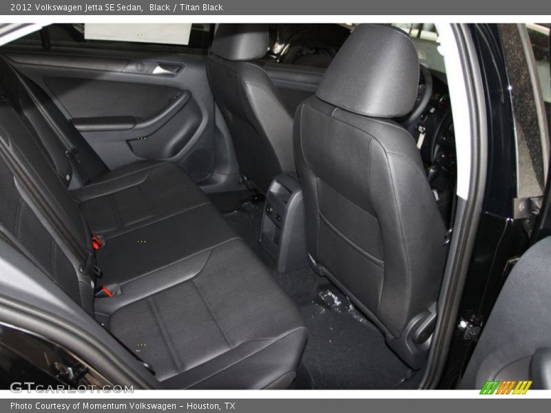 Black / Titan Black 2012 Volkswagen Jetta SE Sedan