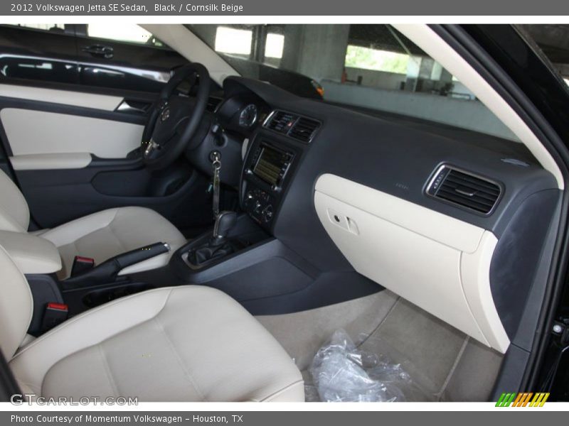 Black / Cornsilk Beige 2012 Volkswagen Jetta SE Sedan