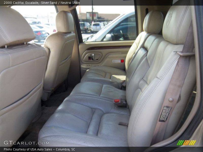 Silver Sand / Neutral Shale 2000 Cadillac Escalade