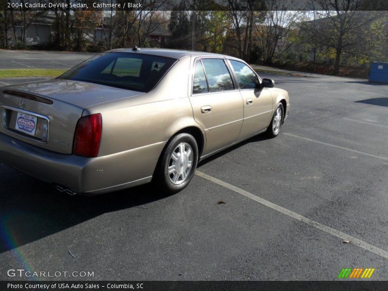 Cashmere / Black 2004 Cadillac DeVille Sedan