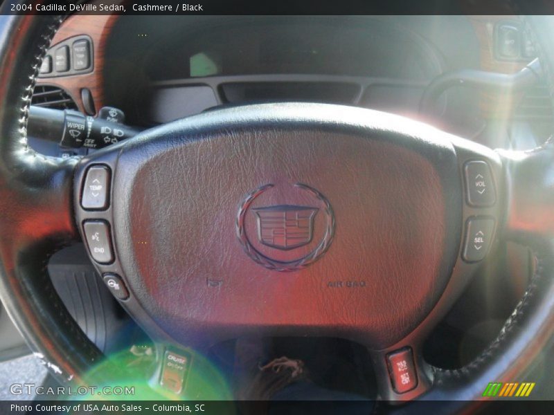 Cashmere / Black 2004 Cadillac DeVille Sedan