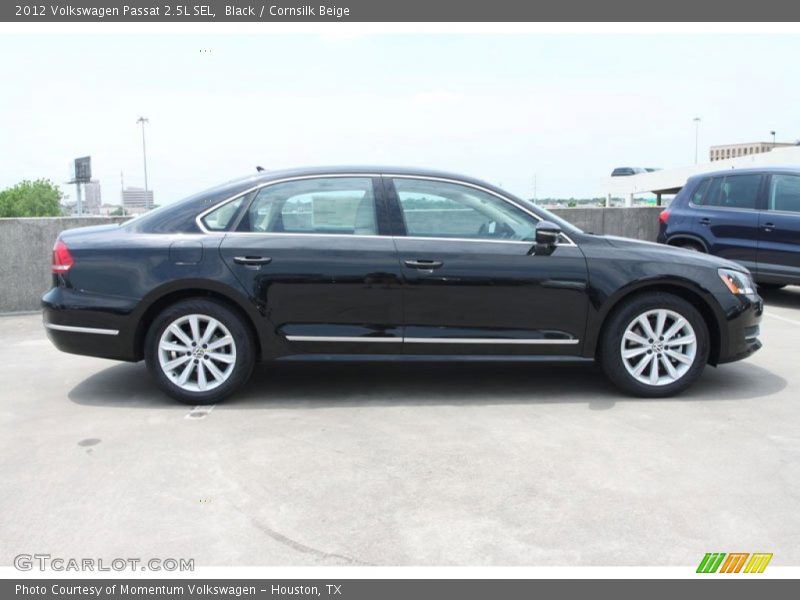 Black / Cornsilk Beige 2012 Volkswagen Passat 2.5L SEL