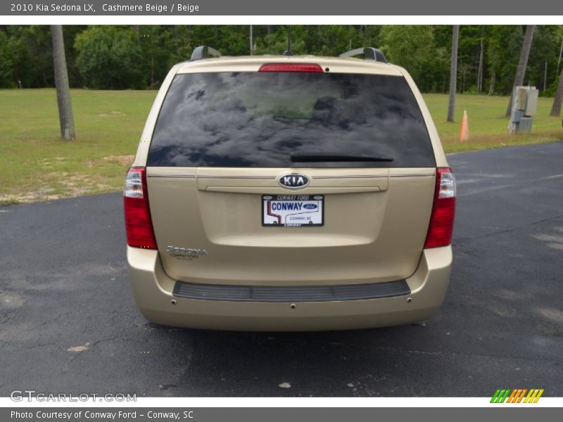 Cashmere Beige / Beige 2010 Kia Sedona LX