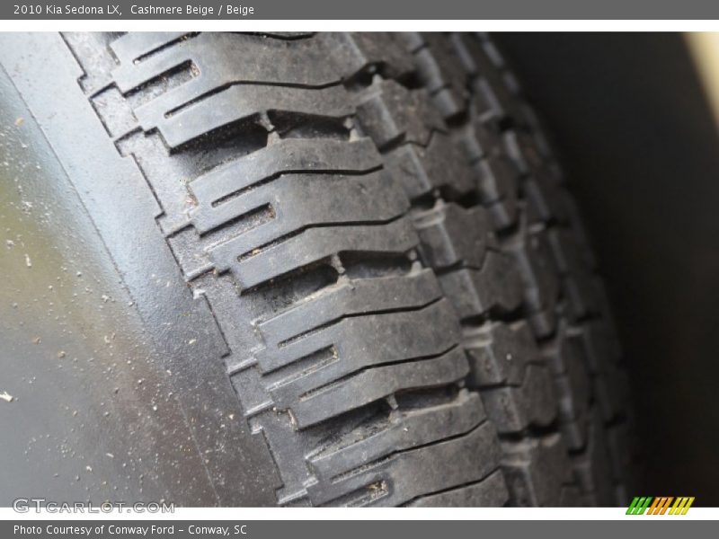 Cashmere Beige / Beige 2010 Kia Sedona LX