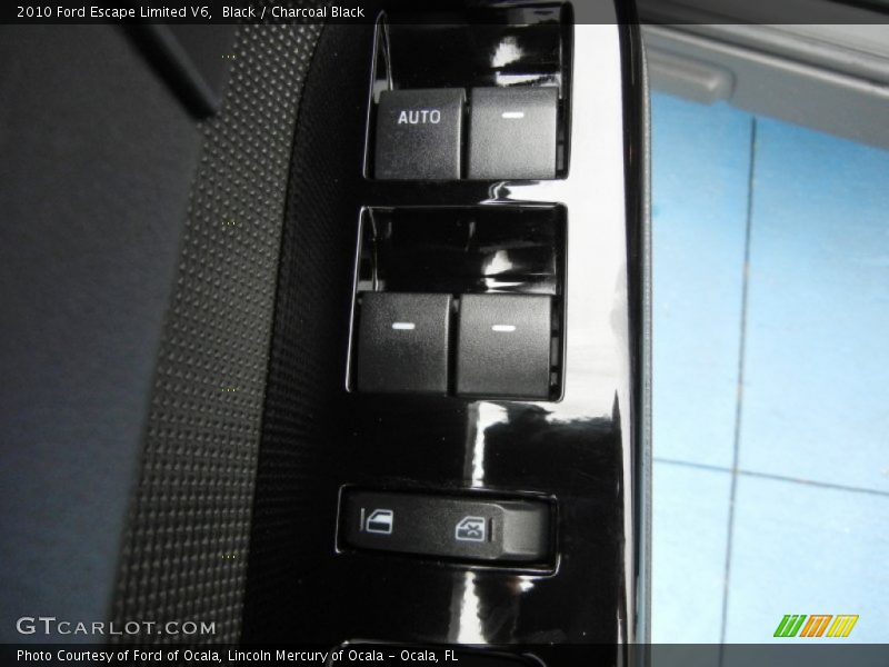 Black / Charcoal Black 2010 Ford Escape Limited V6