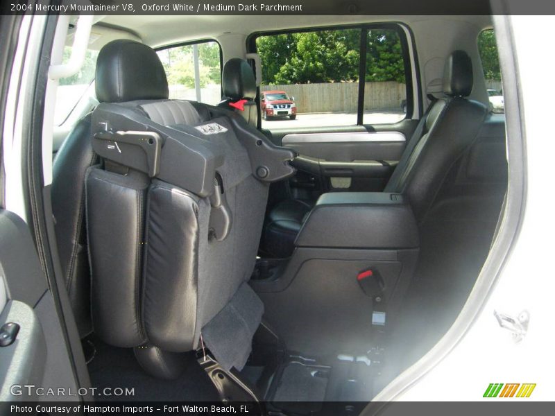 Oxford White / Medium Dark Parchment 2004 Mercury Mountaineer V8