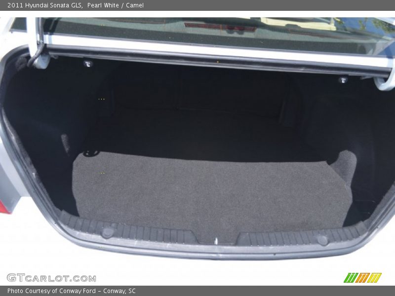 Pearl White / Camel 2011 Hyundai Sonata GLS