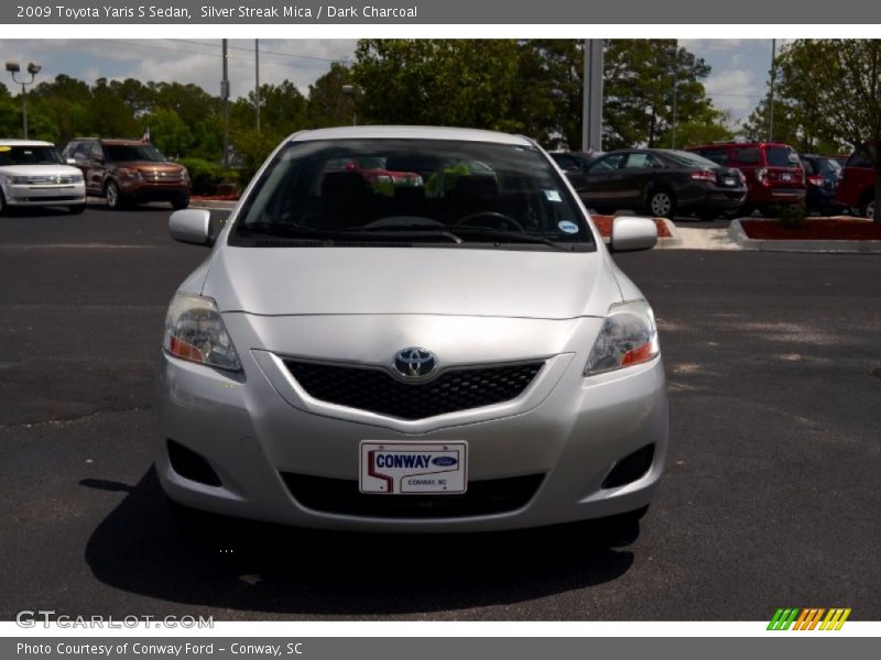 Silver Streak Mica / Dark Charcoal 2009 Toyota Yaris S Sedan