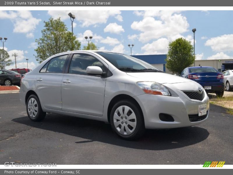 Silver Streak Mica / Dark Charcoal 2009 Toyota Yaris S Sedan