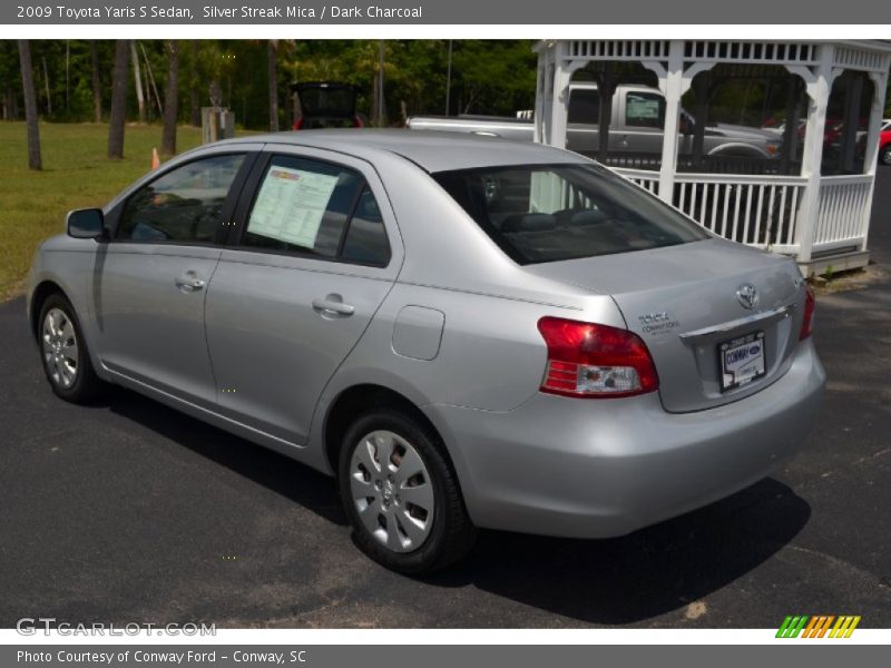 Silver Streak Mica / Dark Charcoal 2009 Toyota Yaris S Sedan