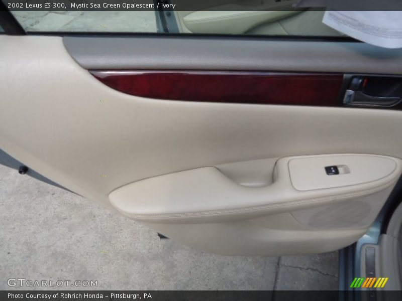 Mystic Sea Green Opalescent / Ivory 2002 Lexus ES 300