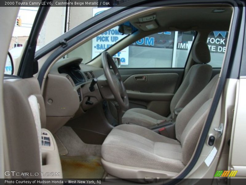 Cashmere Beige Metallic / Oak 2000 Toyota Camry LE V6