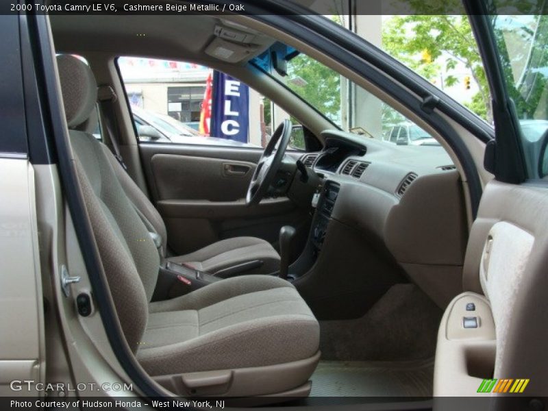 Cashmere Beige Metallic / Oak 2000 Toyota Camry LE V6
