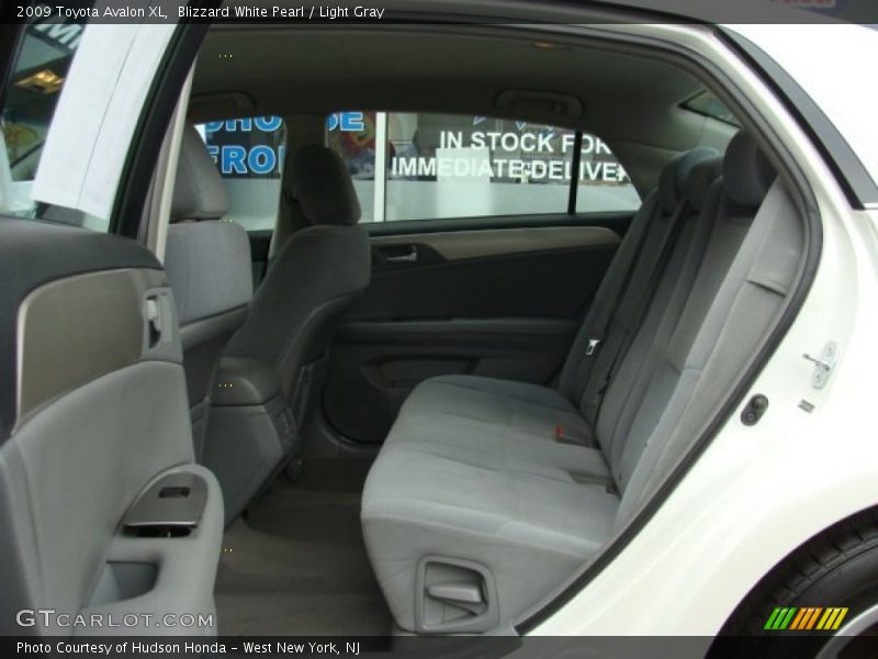 Blizzard White Pearl / Light Gray 2009 Toyota Avalon XL