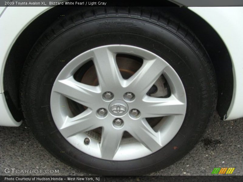Blizzard White Pearl / Light Gray 2009 Toyota Avalon XL