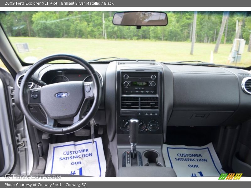 Brilliant Silver Metallic / Black 2009 Ford Explorer XLT 4x4