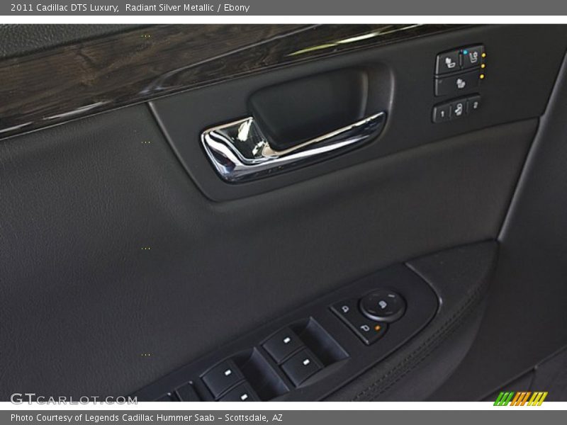 Radiant Silver Metallic / Ebony 2011 Cadillac DTS Luxury
