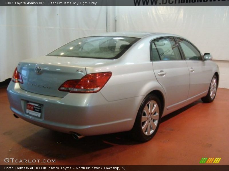 Titanium Metallic / Light Gray 2007 Toyota Avalon XLS