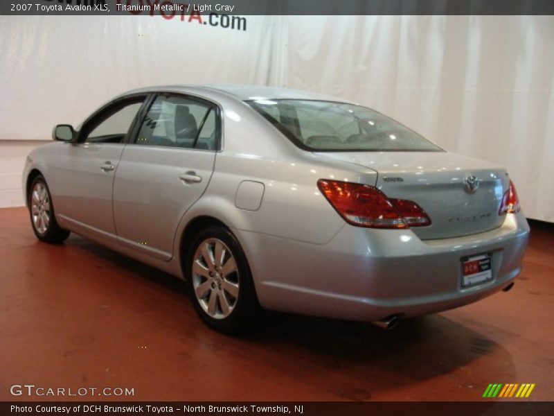 Titanium Metallic / Light Gray 2007 Toyota Avalon XLS