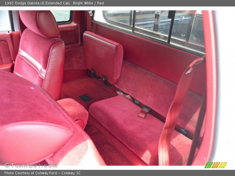  1992 Dakota LE Extended Cab Red Interior