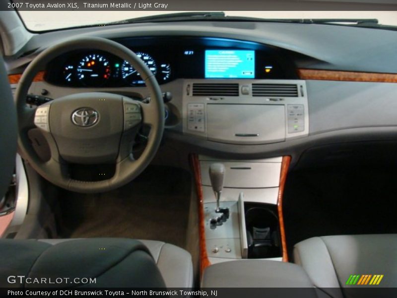 Titanium Metallic / Light Gray 2007 Toyota Avalon XLS