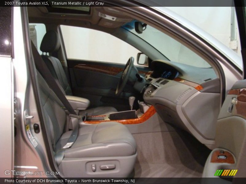 Titanium Metallic / Light Gray 2007 Toyota Avalon XLS