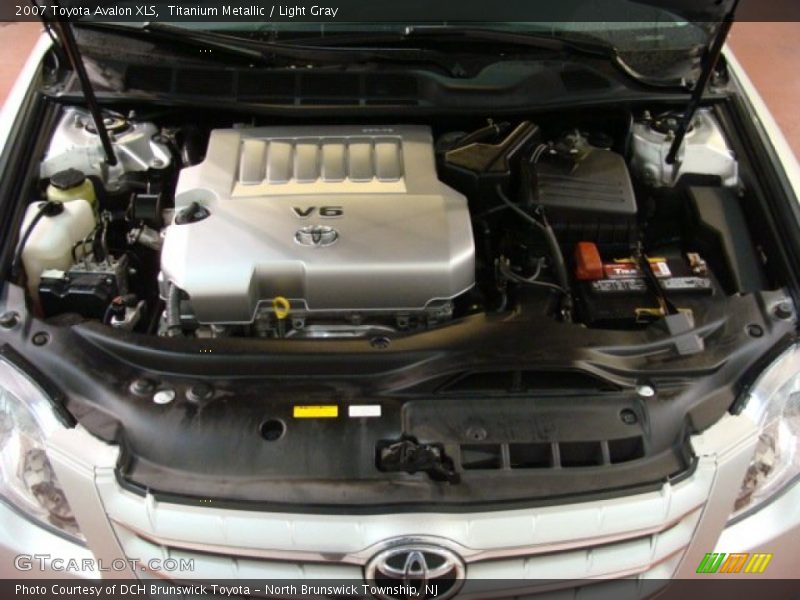 Titanium Metallic / Light Gray 2007 Toyota Avalon XLS