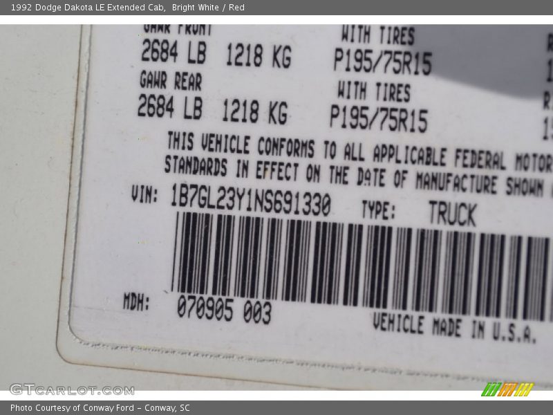 Bright White / Red 1992 Dodge Dakota LE Extended Cab