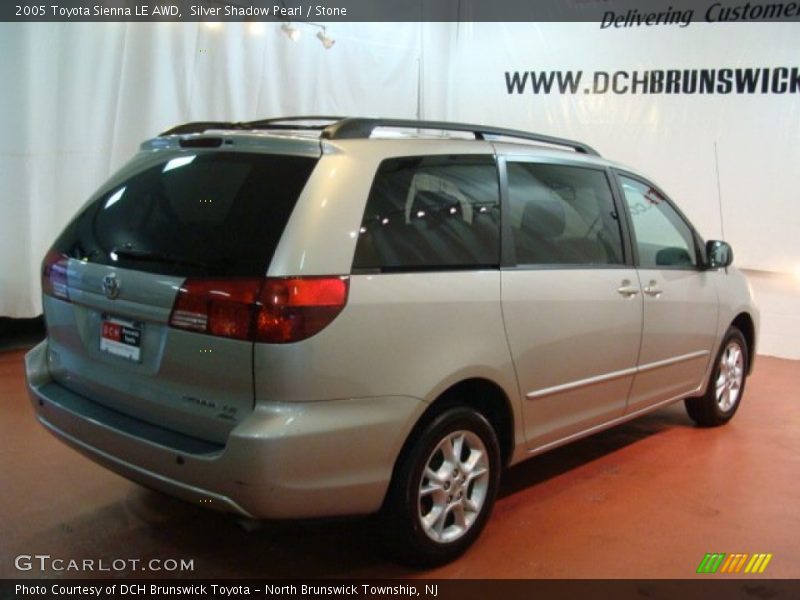 Silver Shadow Pearl / Stone 2005 Toyota Sienna LE AWD