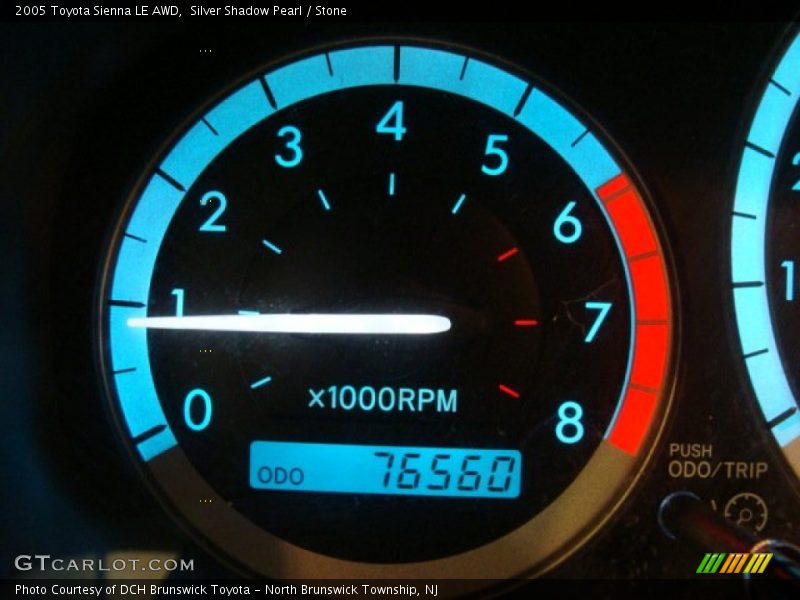 Silver Shadow Pearl / Stone 2005 Toyota Sienna LE AWD