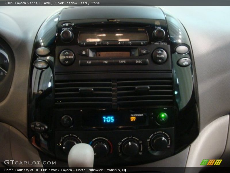 Silver Shadow Pearl / Stone 2005 Toyota Sienna LE AWD